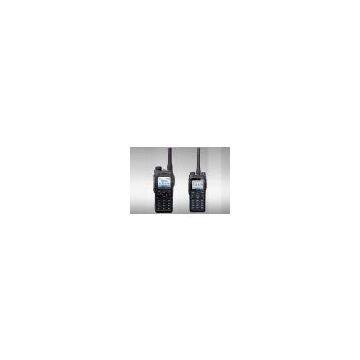 Long distance handheld walkie talkies or two way radios