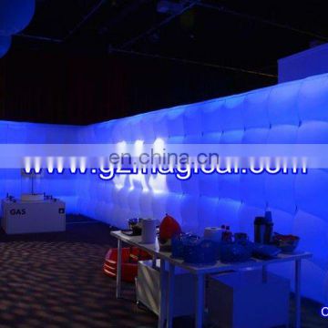 Long Bubble inflatable air wall with LED