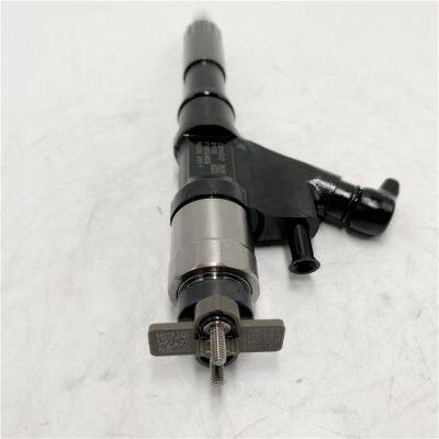 Factory Wholesale High Quality Sinotruk Howo A7 Spare Parts D12 Engine Fuel Injector Vg1246080106 For DENSO