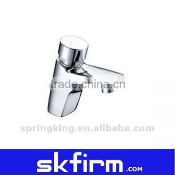 Modern Popular Use Saving Water Time Delay Wash Basin Faucet