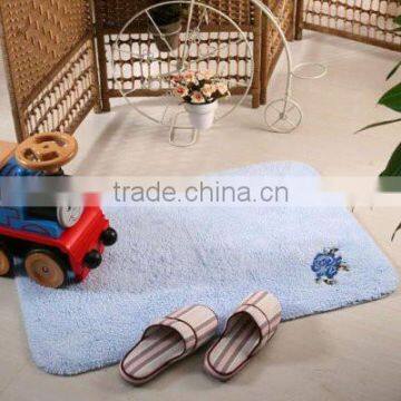 Factory direct 100% polyester microfiber small chenille baby play mat in living room