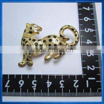 Lovely leopard brooch,panther brooch,big cat brooch