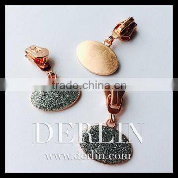 Designer Special Shiny Glittered Enamelled Copper Rose Gold Metal Zipper Pulls