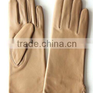 Alibaba Wholesale Hot Classical Lady Skin Colour Gloves