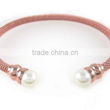 ROSE GOLD STAINLESS STEEL MESH BANGLE WITH PEARLS