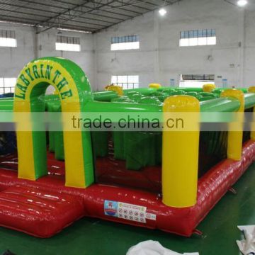 2016 sunjoy new design hot sale gaint Inflatable Maze inflatable obstacle courese for Sale