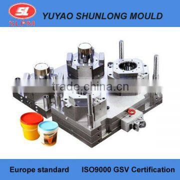 Double cavity precise plastic injection moulding with CNC machine