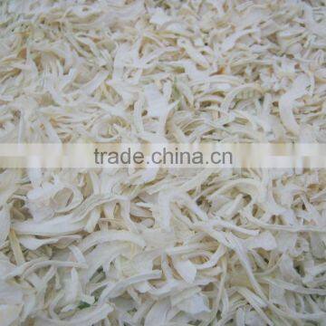 white onion flakes