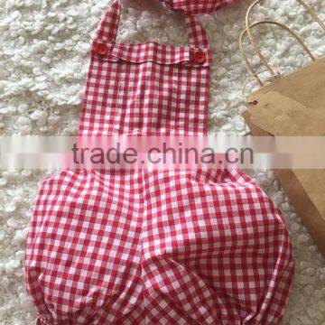 New arrival red plaid organic cotton seersucker bubble plain romper baby clothes