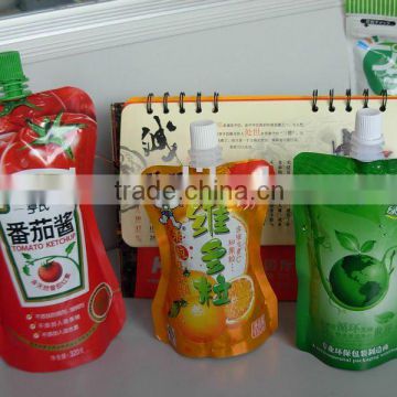 Beverage packing pouch