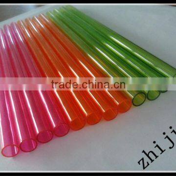 straight plastic drinking straw