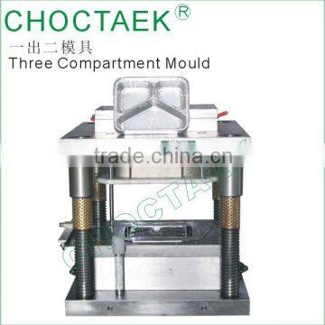 Multi-compartments food container mold