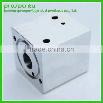 CNC Machining Machined Medical Parts/medical Three-way Valve photo-2