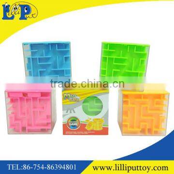 4 colors assorted cute maze saving box for kids