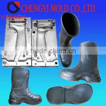 China comforatable Customized Injection EVA sabo rainboot with natural rubber mould maker