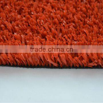 Fibrillated artificial lawn for track