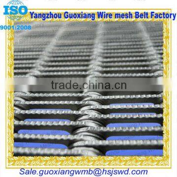 Efficient wire conveyor mesh belt