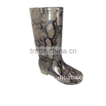 snake pattern rain boots women