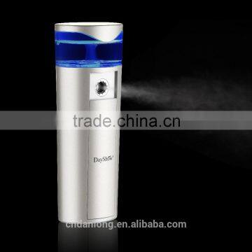 DANLONG Wholesale Nano Skin Handy Mist Atomization Facial Steamer Ionic Sprayer Mini spray & facial steamer