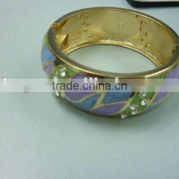 fashion bangles