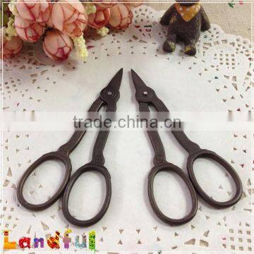 Vintage Sewing Tools Bronze Thread Scissors Fancy Embroidery Scissors photo-3