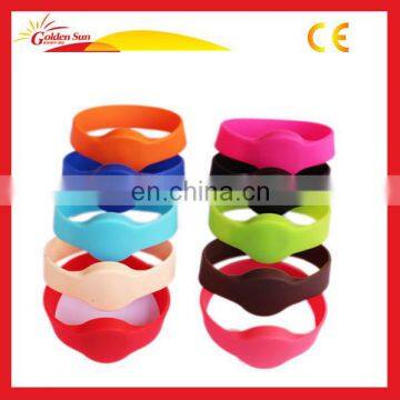 Eco-Friendly Personalized Fluorescent Silicone Wrist Bracelets