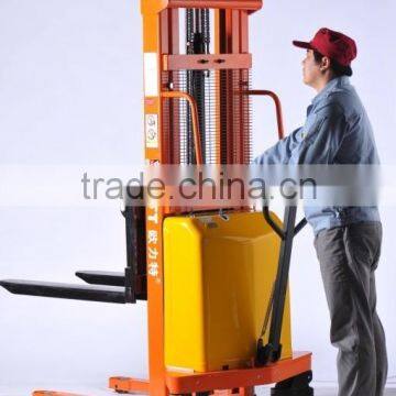 2016 China Supplier Cheap Manual Stacker 3T Semi Electric Pallet Stacker photo-2