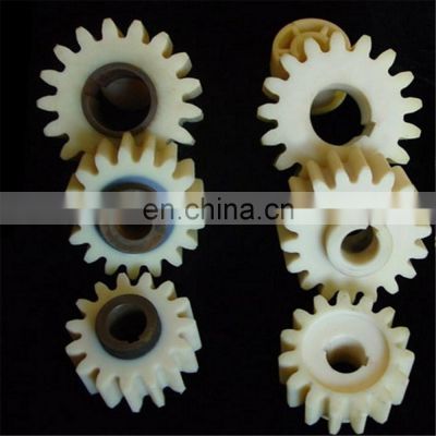 Precision plastic gear wheel for toys