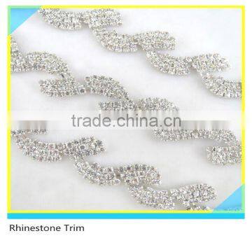 Fabulous 888 Crystal Rhinestone Bead Bridal Trimmings Chain Silver Plated                        
                                                Quality Choice