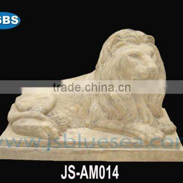 Antique marble Lion