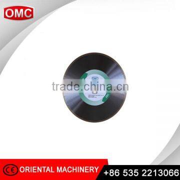 Tile diamond cutting blade