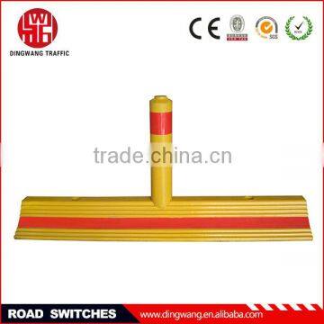 High Quality Orange and Yellow Lane divider