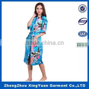 Ladies warm night Robe 100% Polyester satin night robe Women bathrobes can embroidered logo