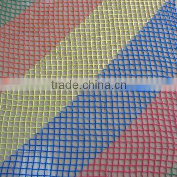 Colorful knotless sports netting