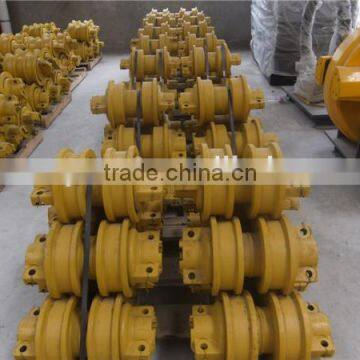 14X-30-00090 double flange track roller for D65A-8 made in China