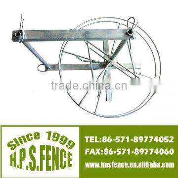 Heavy duty wire dispenser for different fencing wire coils