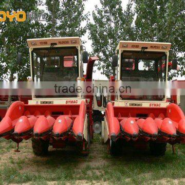 4 rows corn combine harvester