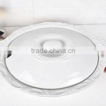 15" Oval Porcelain Baking Tray With Lid photo-2