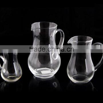 Shanghai new world vintage glass wine pot