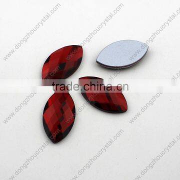 Red color flat back glass stones for garment accessories