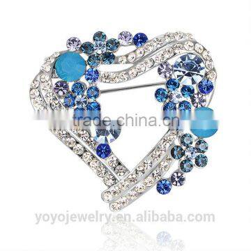 wholesale price alloy crystal imitation brooch charm with heart shape