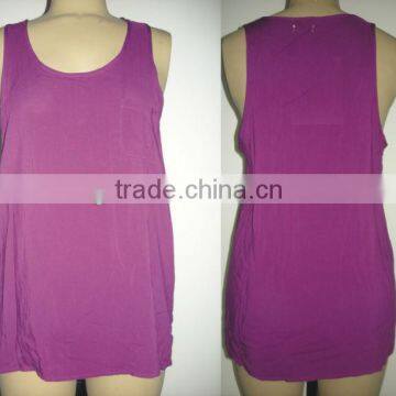 Ladies simple design sleeveless shirt