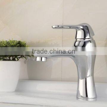 Deck Mouted Basin Bathtub Waterfall Faucet photo-6