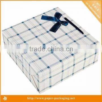 Custom Printed Paper Pouch Manufacturer Twisted Handle Bag