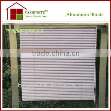 Advantage Lifts Roller Blinds for Cars