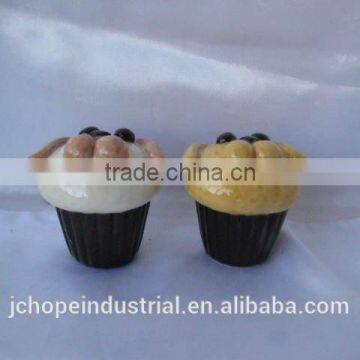 dog cupcake ceramic salt and pepper shaker set