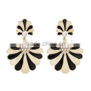 2014 hot sale black and ivory fashion earrings