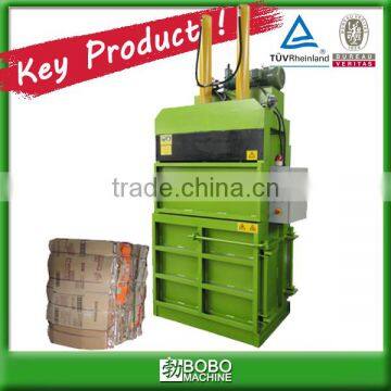 Hydraulic waste paper baler machine