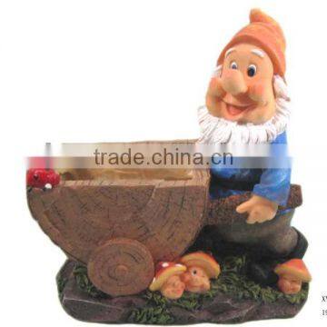 Garden gnome flower pot