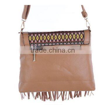 China Vintage Tassel Messenger Crossbody Bag for Women photo-3